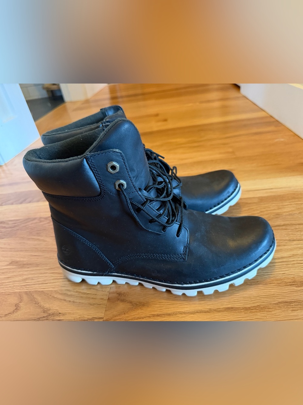 Timberland Black Leather Lace-Up Ankle Boots with White Outsole